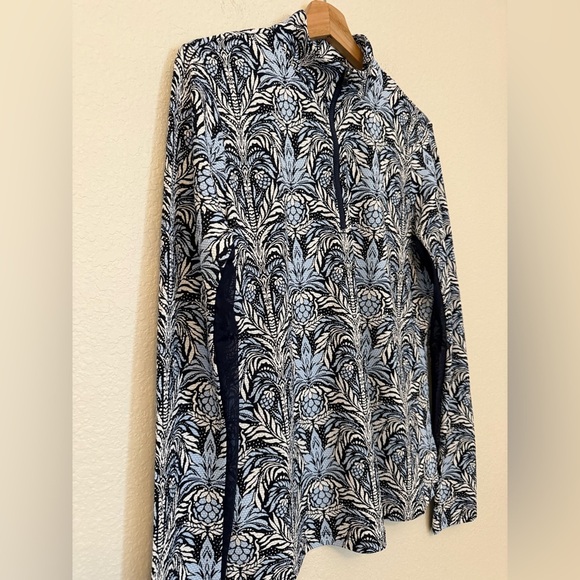 Tommy Bahama Everyday Active UPF 50 Long Sleeve Tropical Print Shirt - Picture 2 of 8